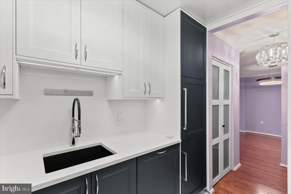 801 N PITT STREET 909