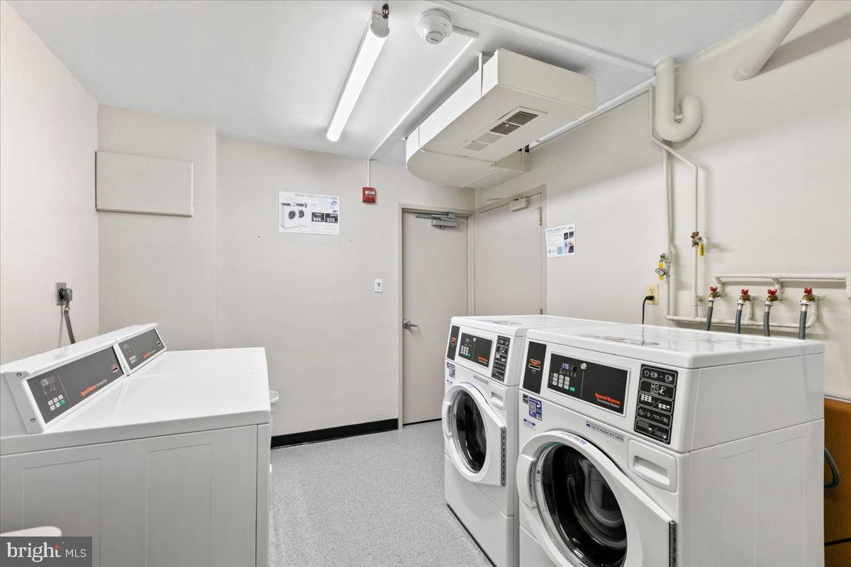 801 N PITT STREET 909