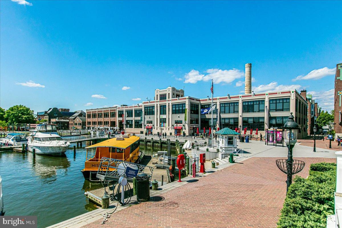 801 N PITT STREET 909