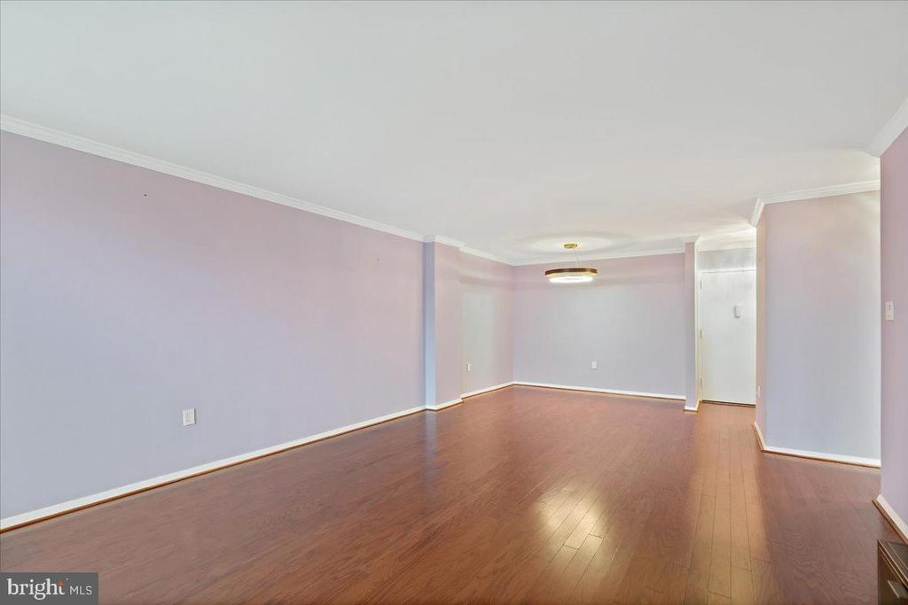 801 N PITT STREET 909