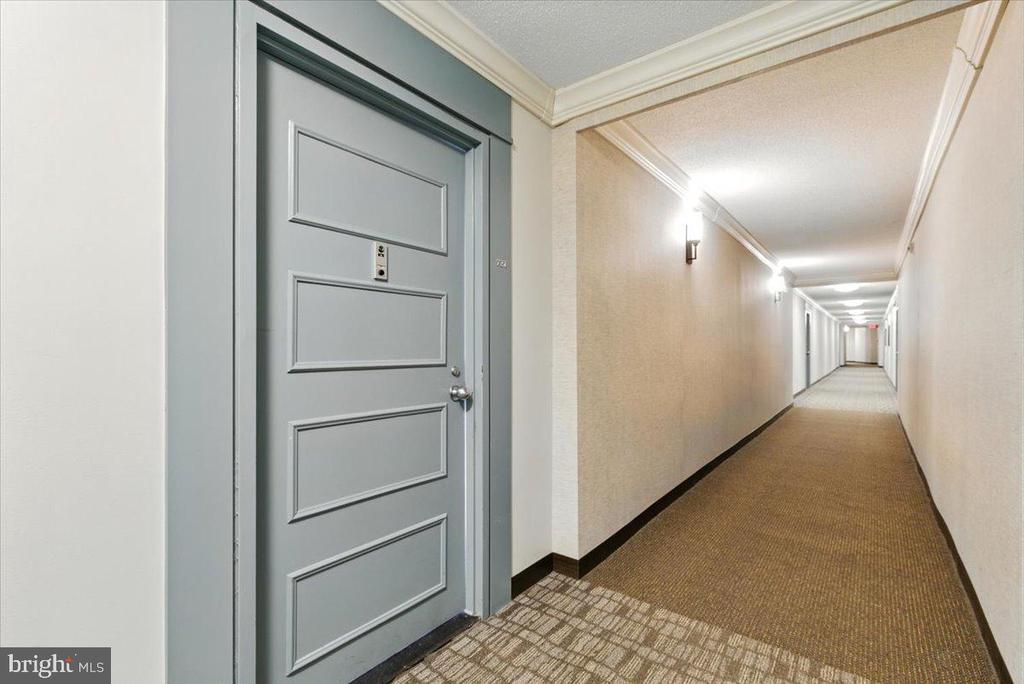 205 YOAKUM PARKWAY 721