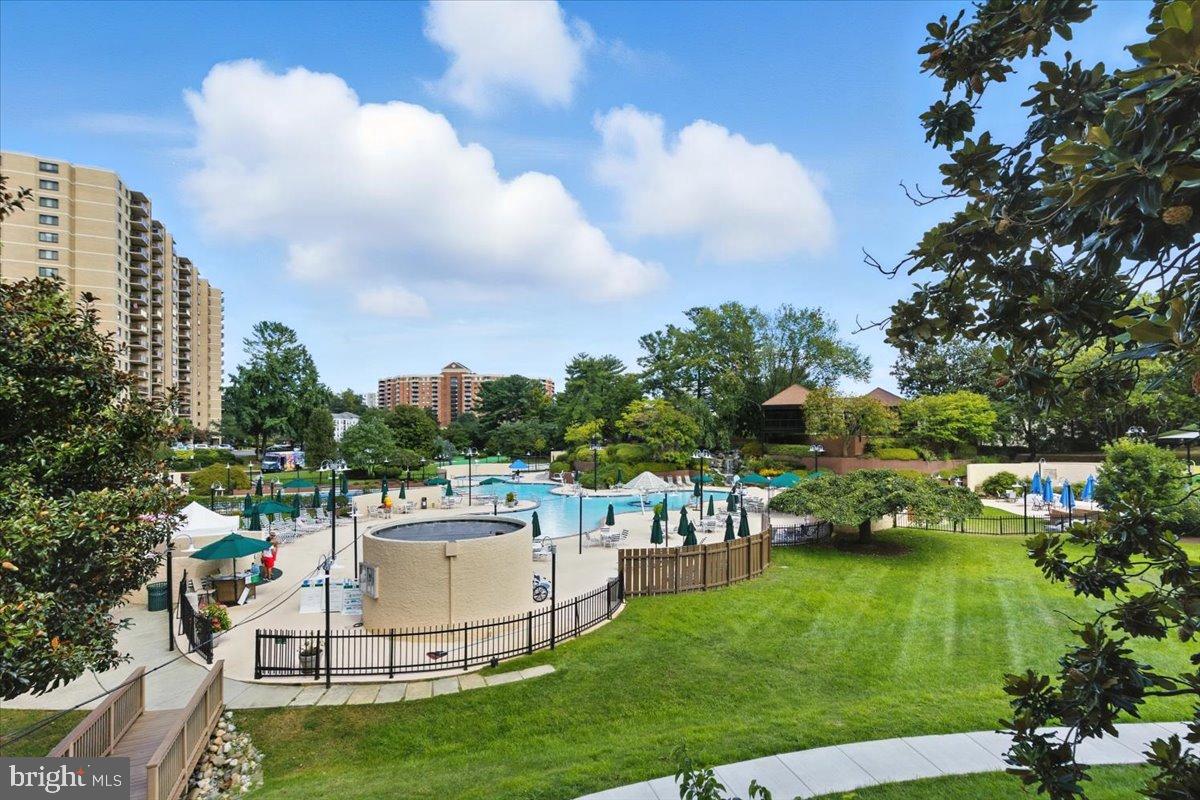 205 YOAKUM PARKWAY 721