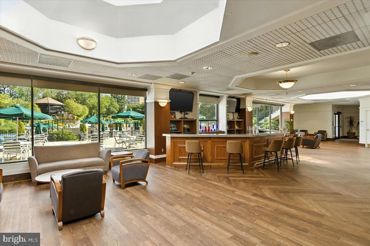 205 YOAKUM PARKWAY 721