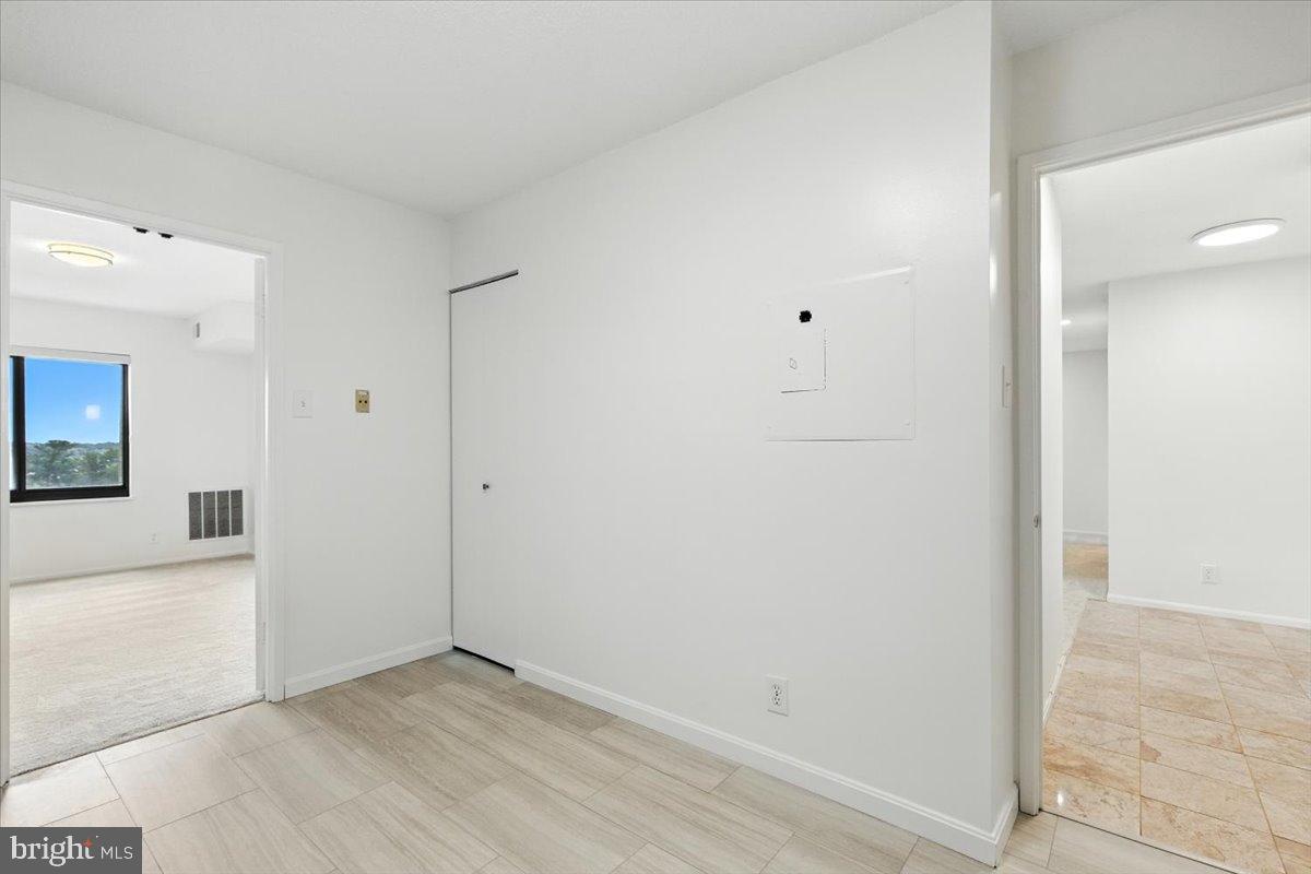 205 YOAKUM PARKWAY 721