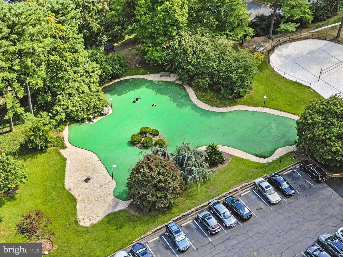 205 YOAKUM PARKWAY 721