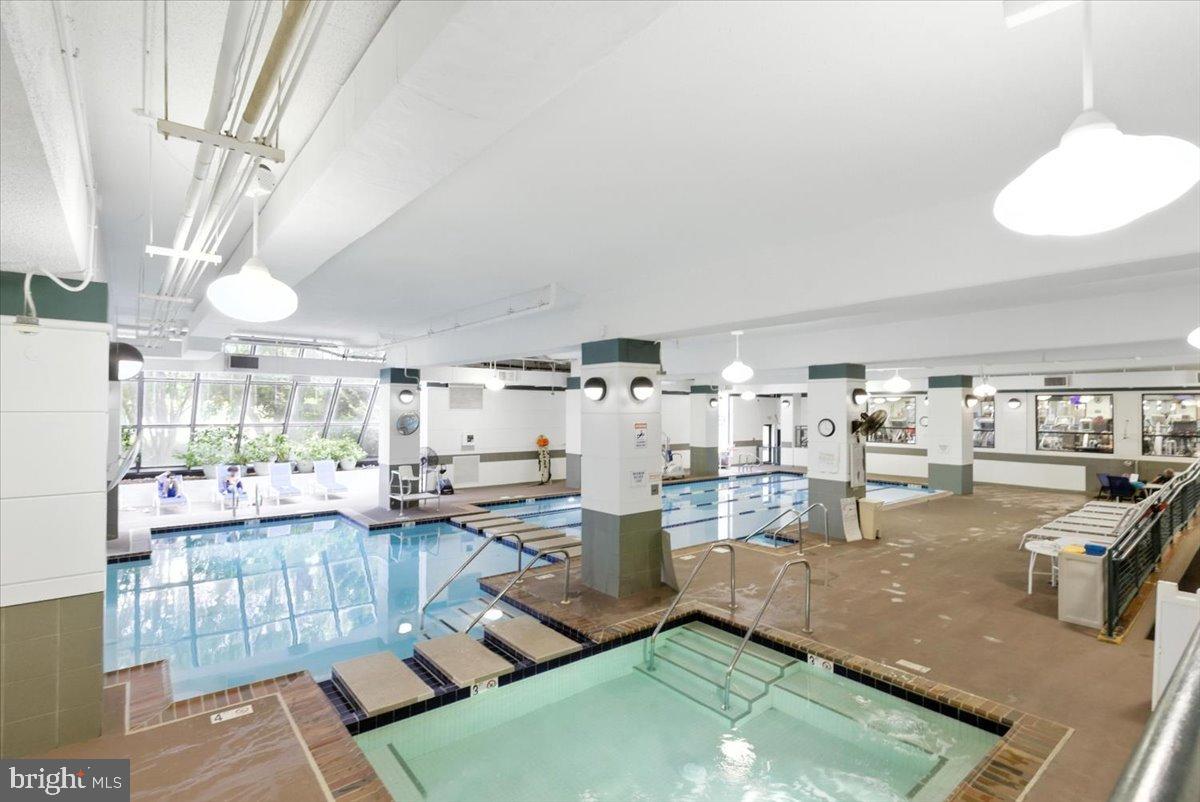 205 YOAKUM PARKWAY 721