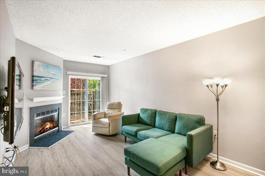 267 S PICKETT STREET 102