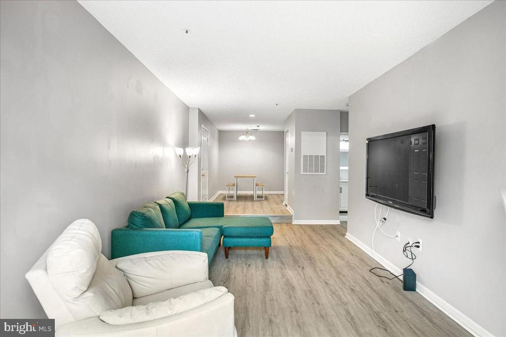267 S PICKETT STREET 102