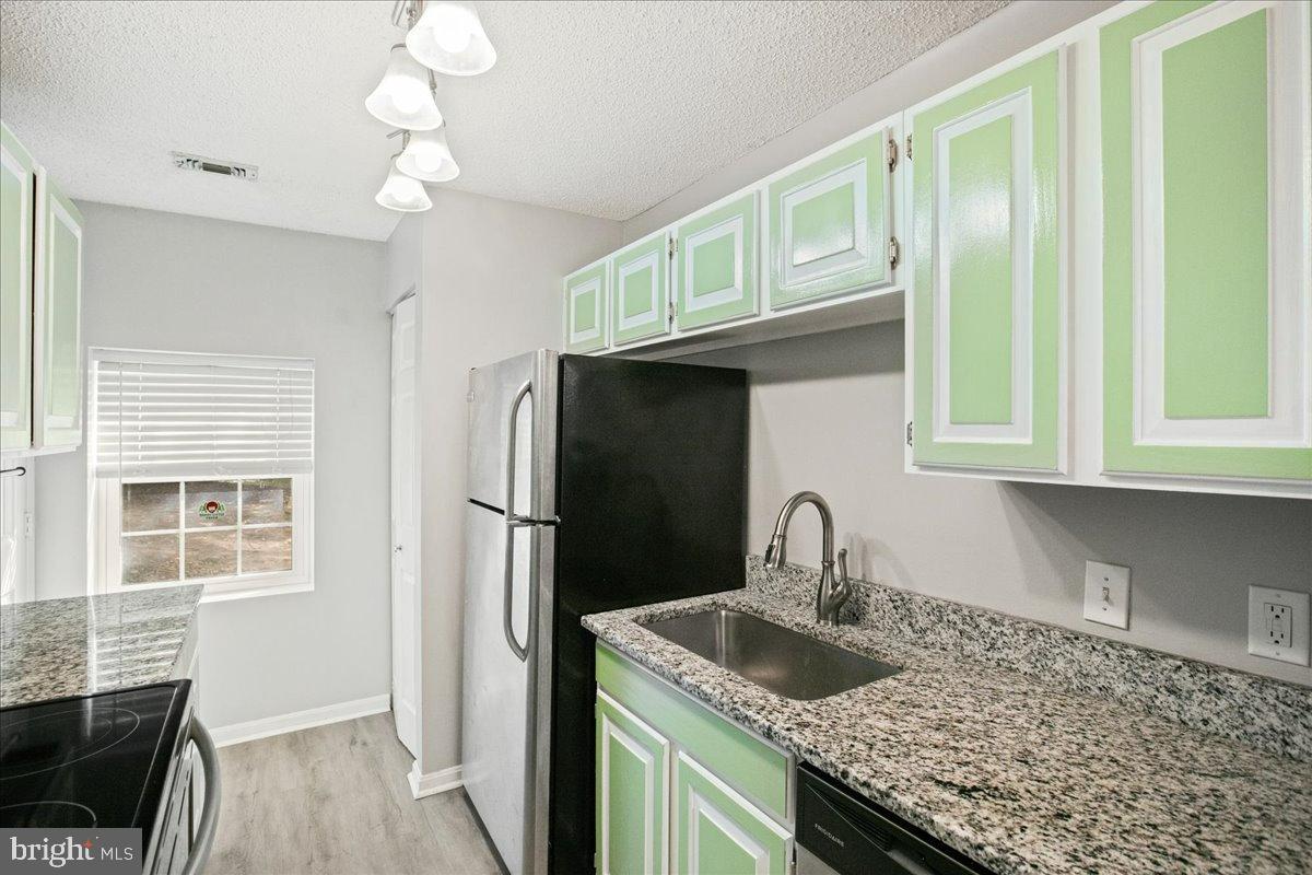 267 S PICKETT STREET 102