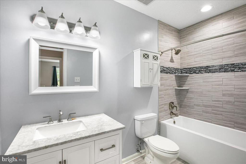 267 S PICKETT STREET 102