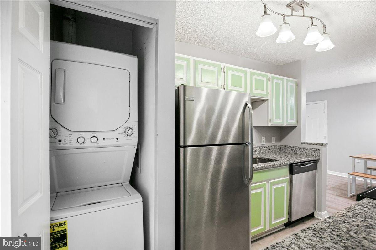 267 S PICKETT STREET 102