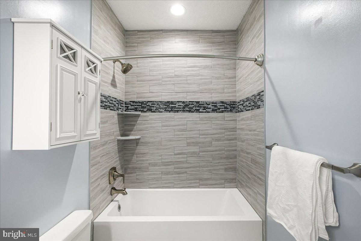 267 S PICKETT STREET 102