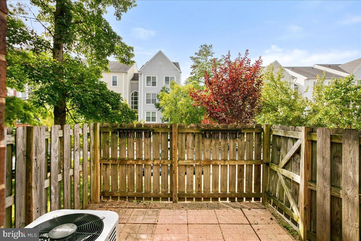 267 S PICKETT STREET 102