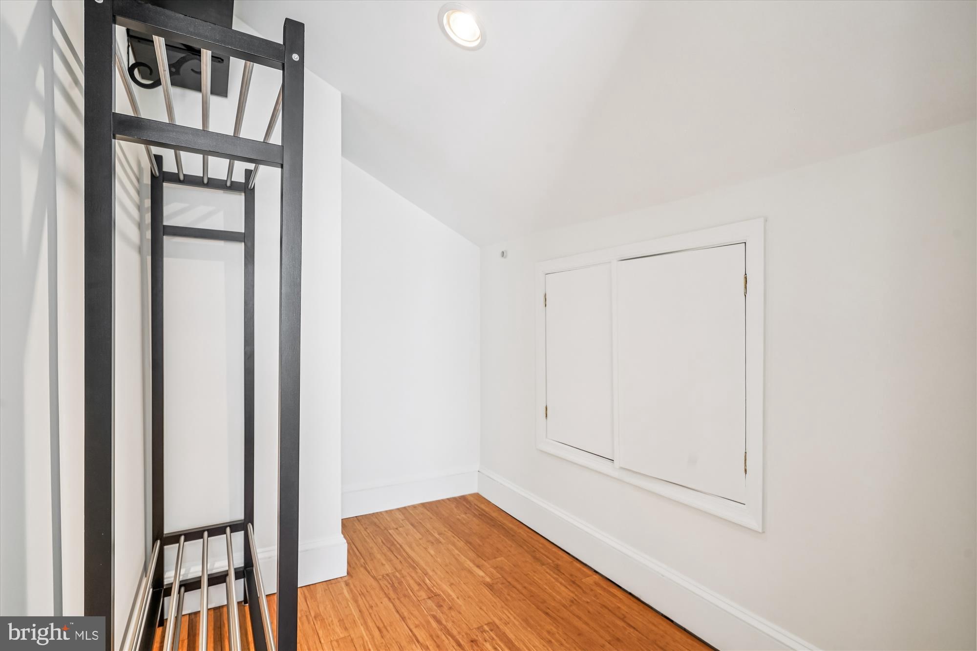 421 S COLUMBUS STREET S 421