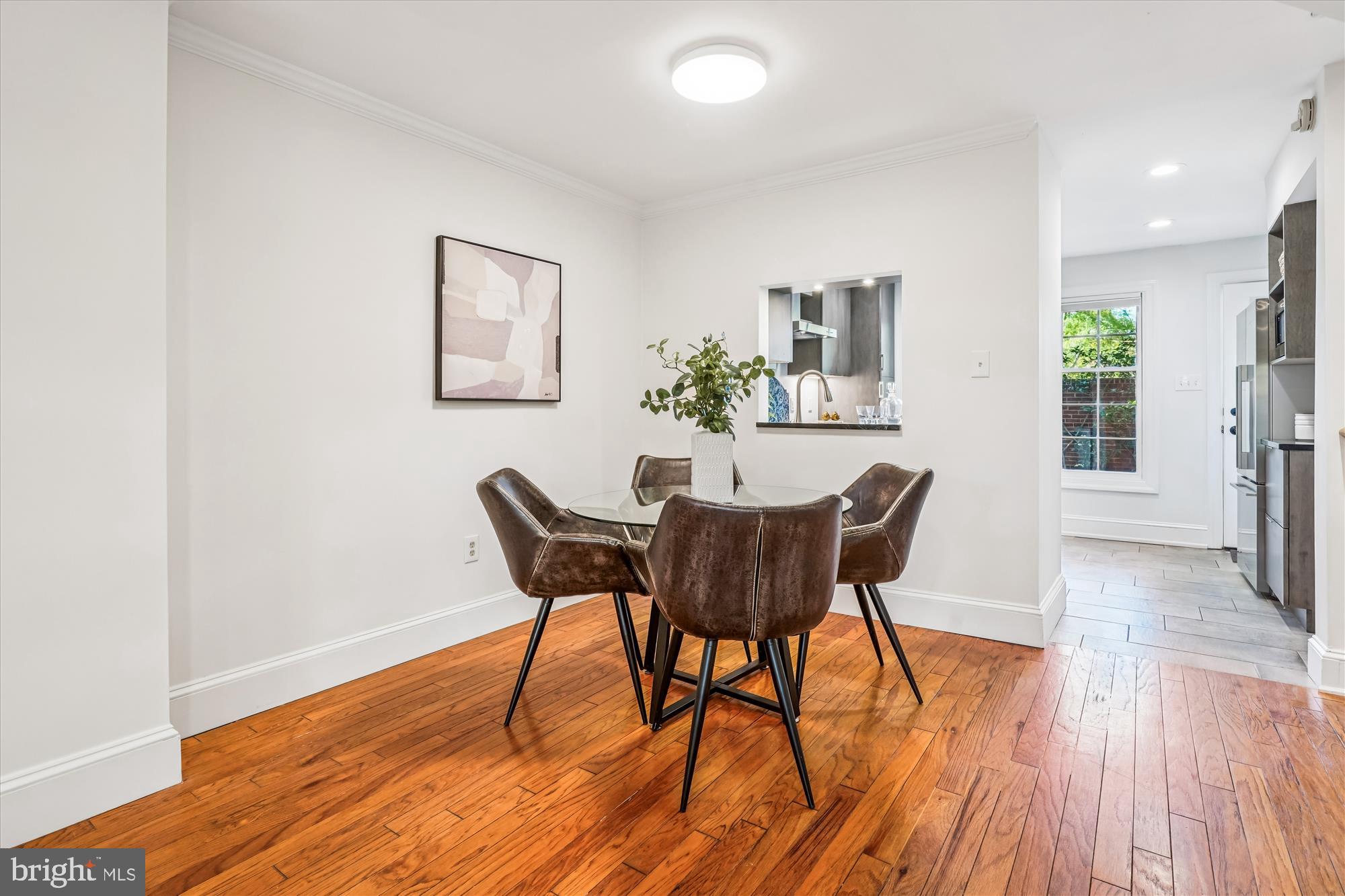 421 S COLUMBUS STREET S 421