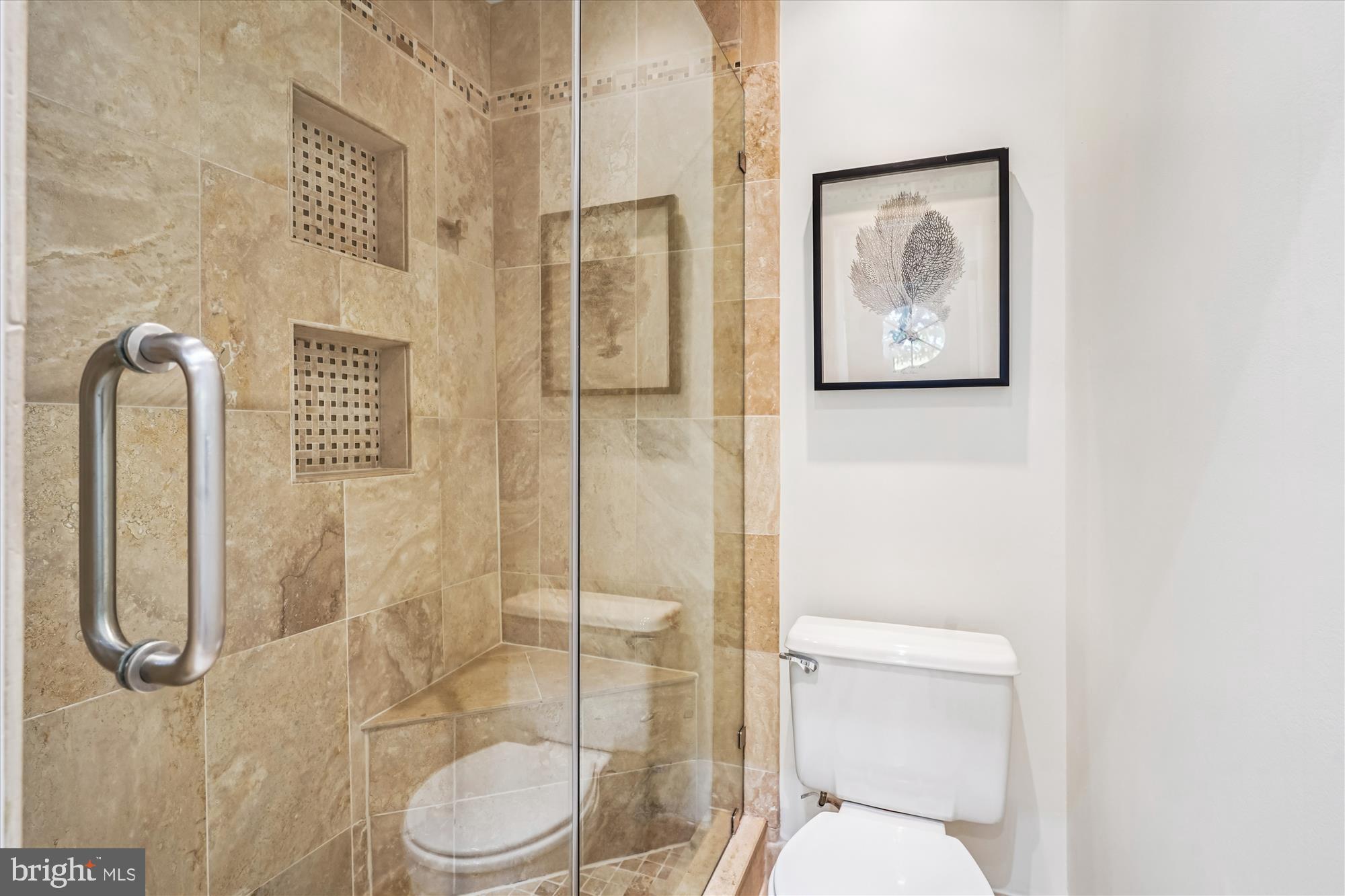 421 S COLUMBUS STREET S 421