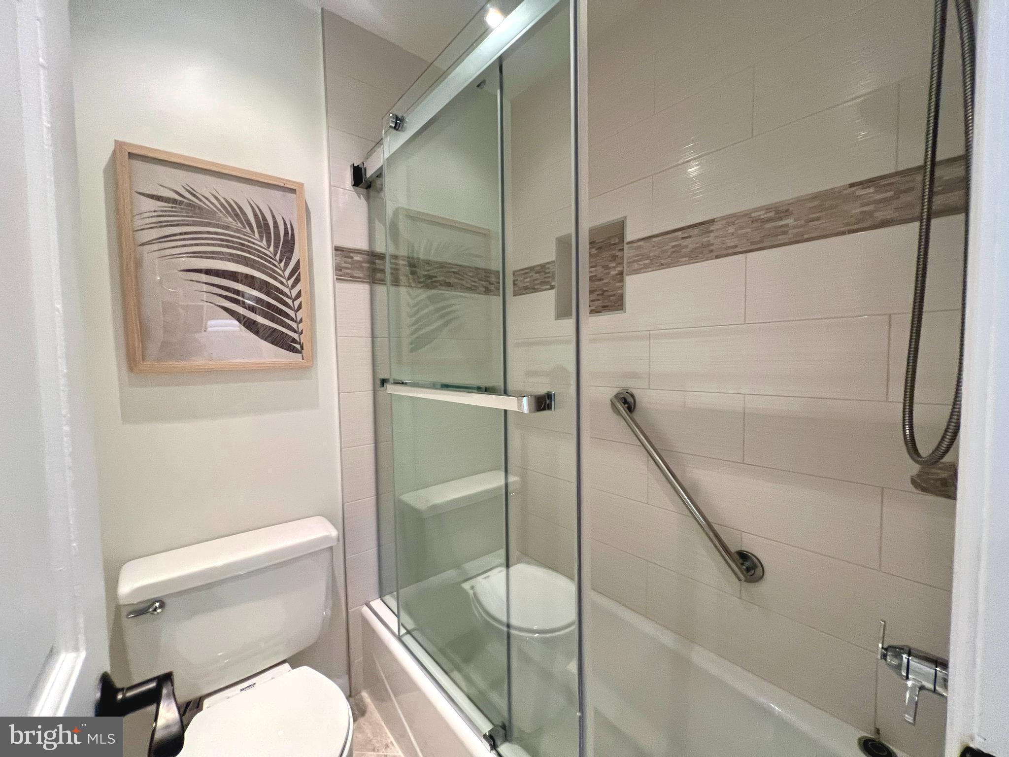 421 S COLUMBUS STREET S 421