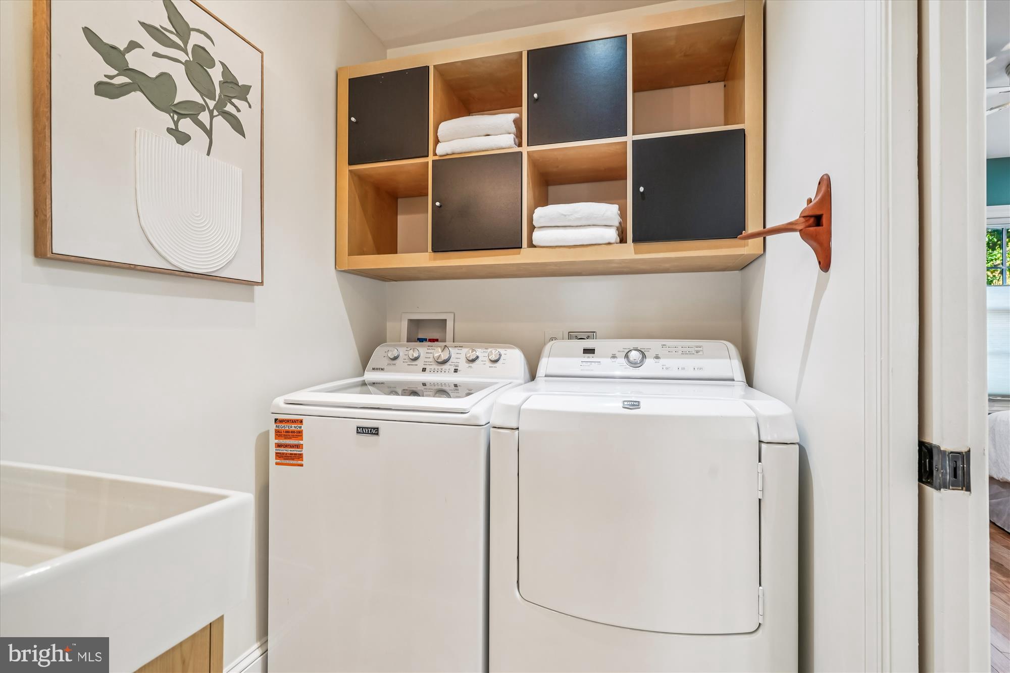 421 S COLUMBUS STREET S 421