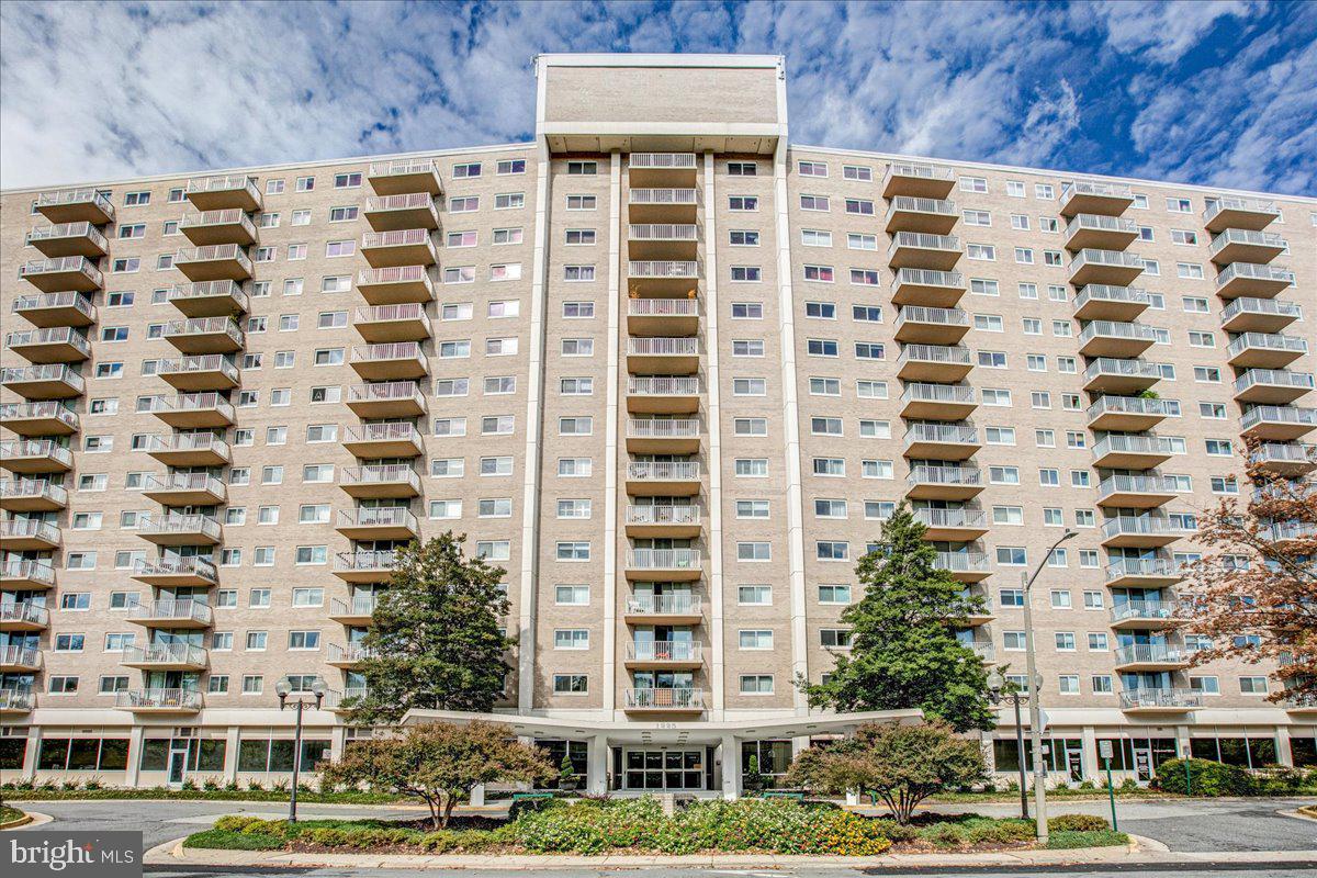 1225 MARTHA CUSTIS DRIVE 715