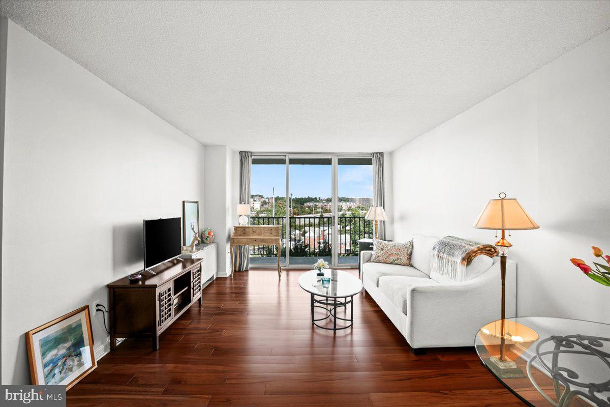 1225 MARTHA CUSTIS DRIVE 715