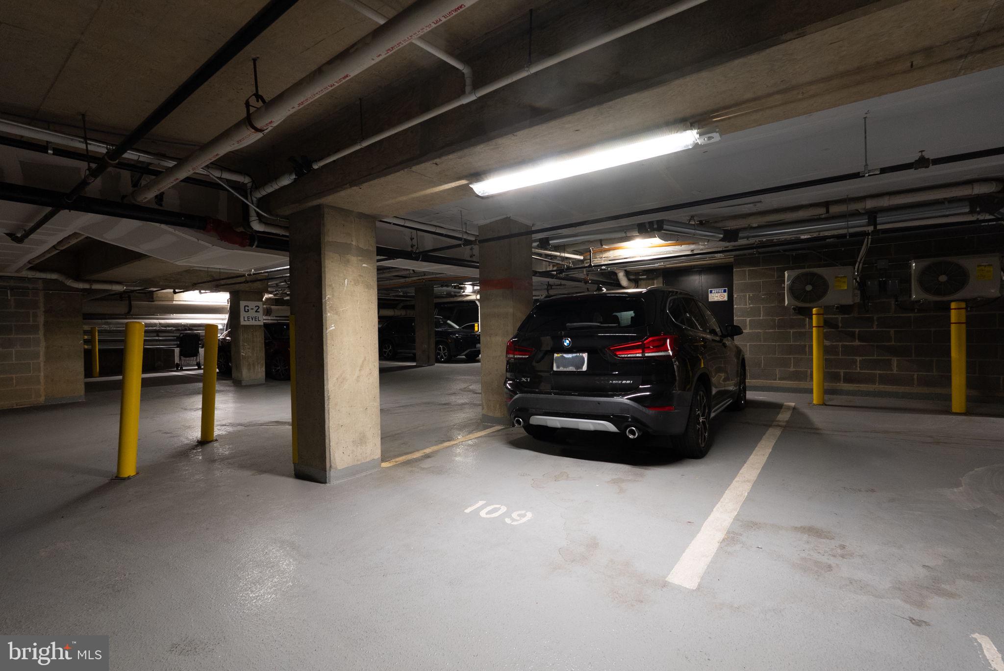 625 SLATERS LANE 401