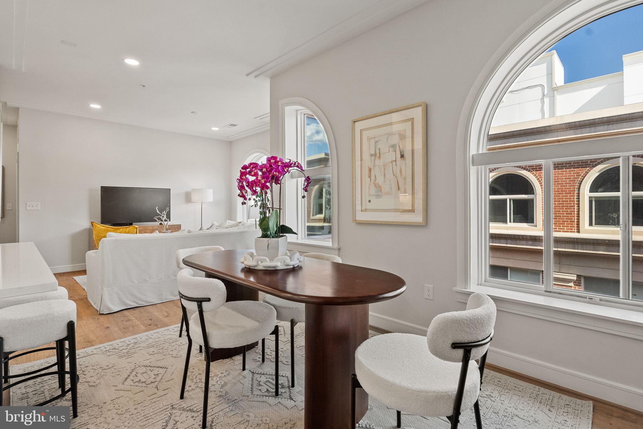 625 SLATERS LANE 401