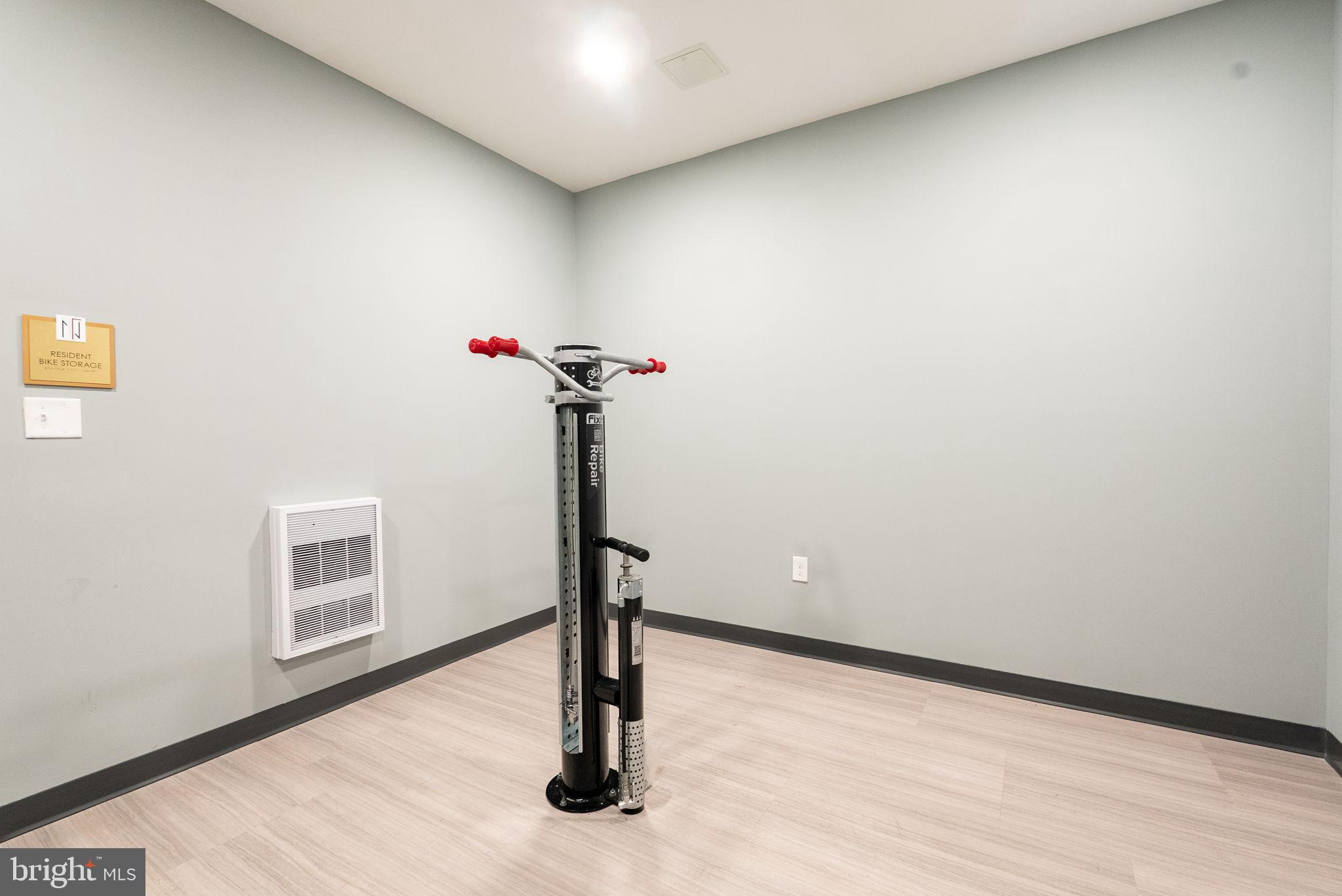 625 SLATERS LANE 401