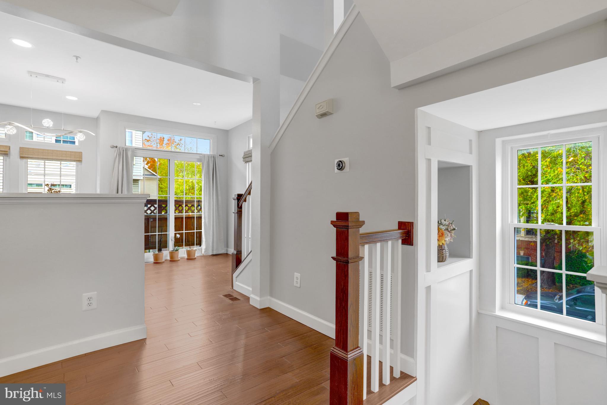 954 HARRISON CIRCLE