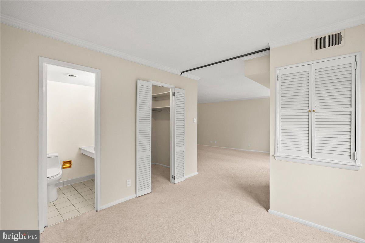 203 YOAKUM PARKWAY 519