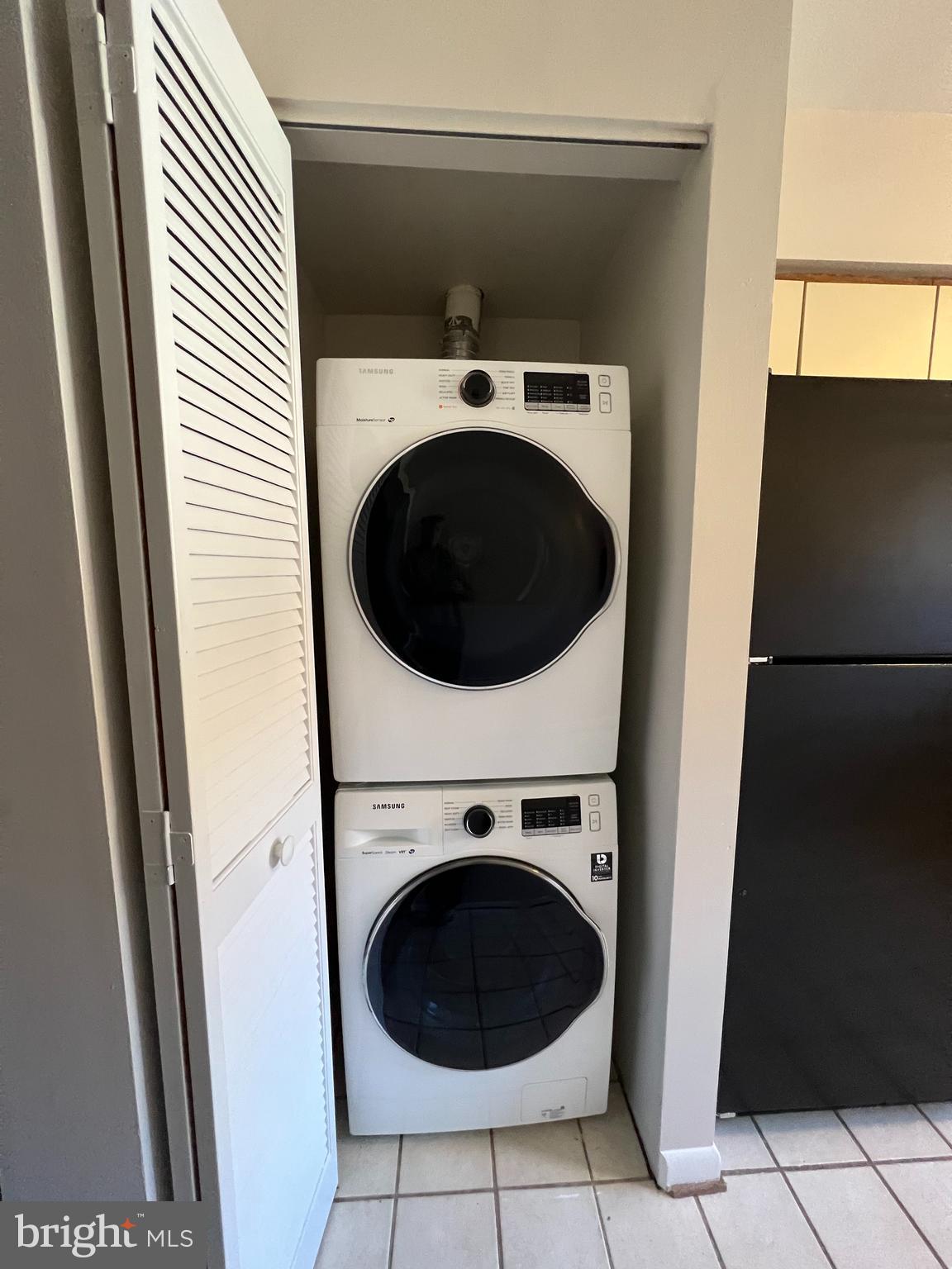 2704 DARTMOUTH ROAD 4