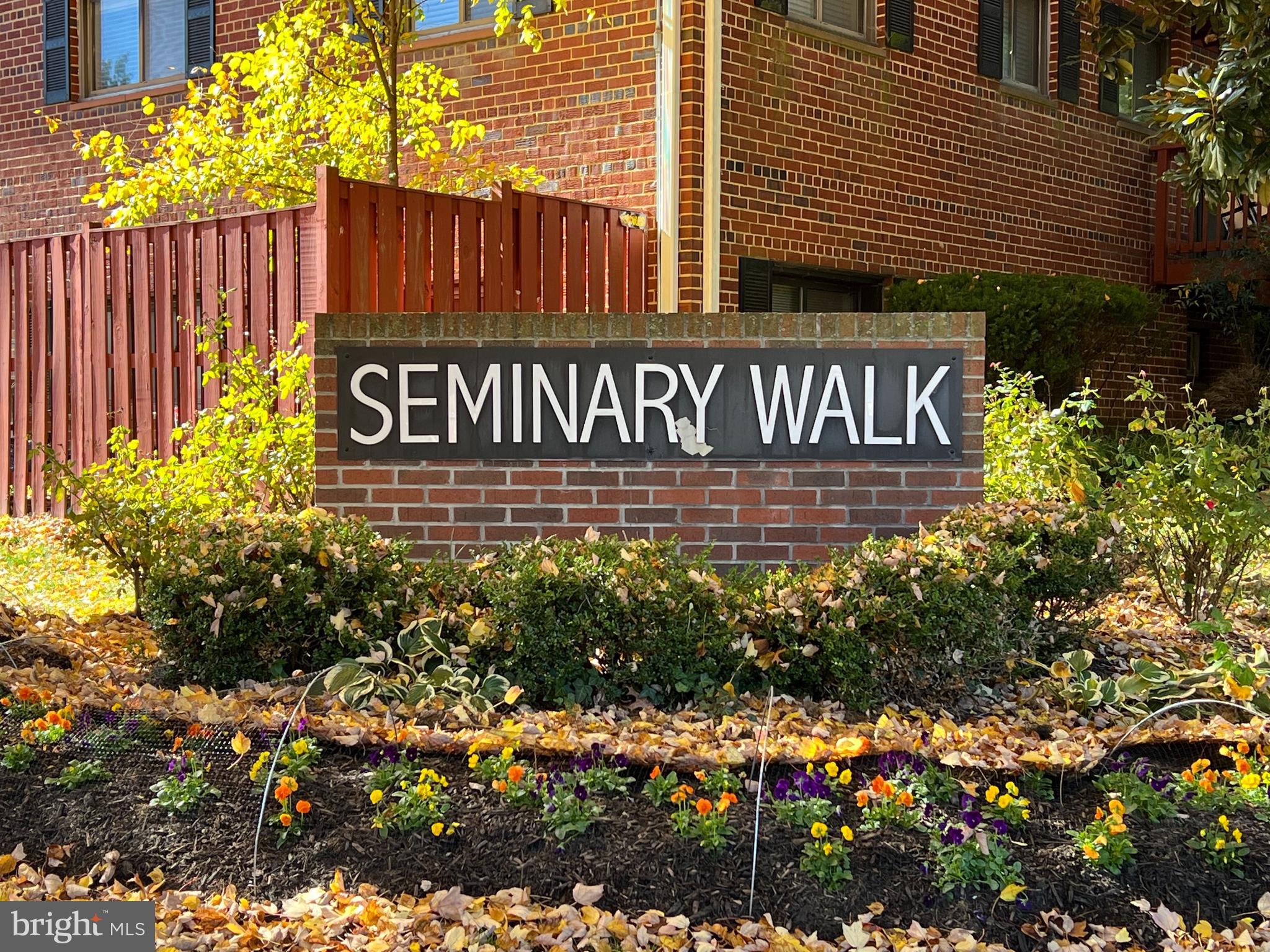 2704 DARTMOUTH ROAD 4