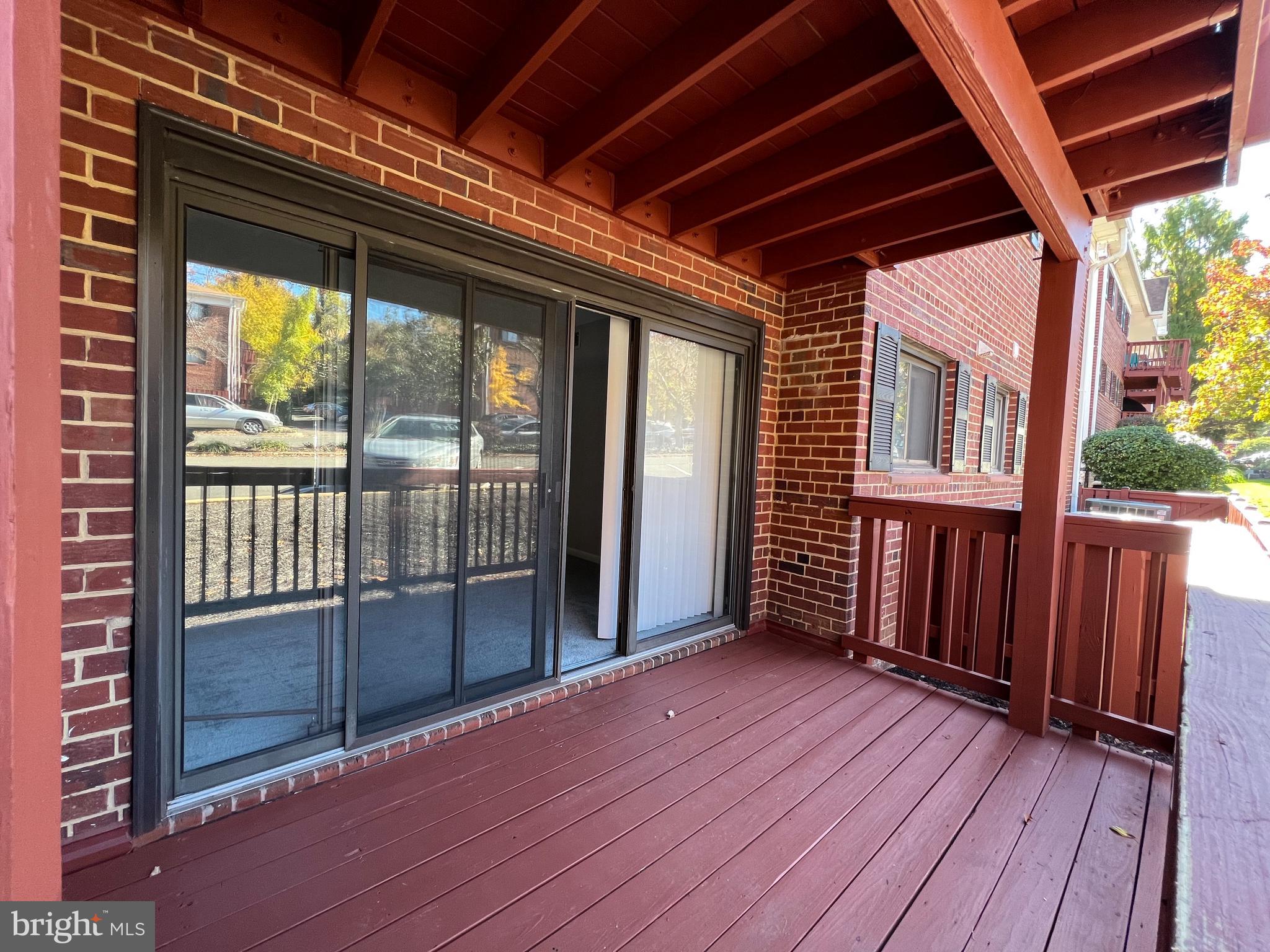 2704 DARTMOUTH ROAD 4