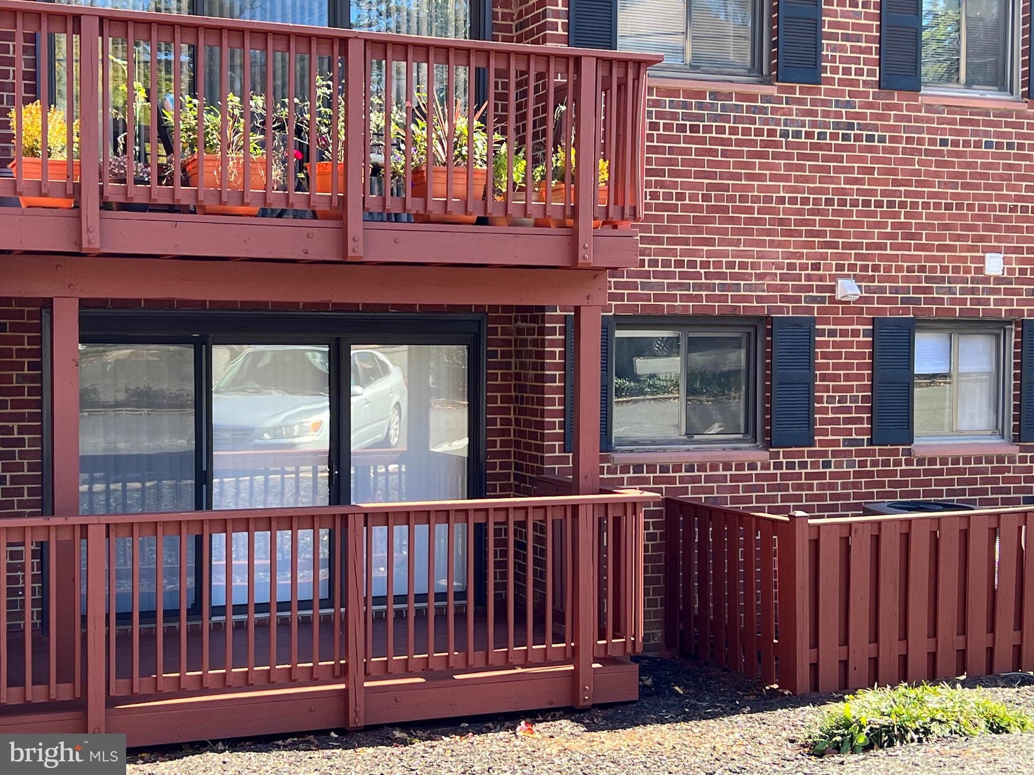 2704 DARTMOUTH ROAD 4