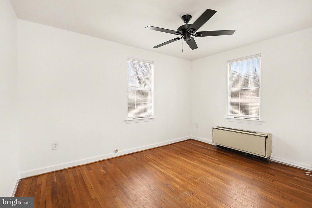 2 AUBURN COURT B