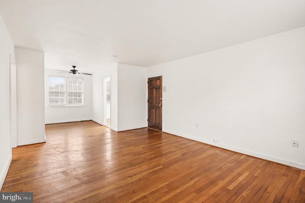 2 AUBURN COURT B