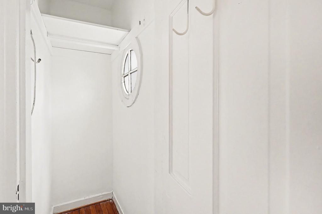 2 AUBURN COURT B