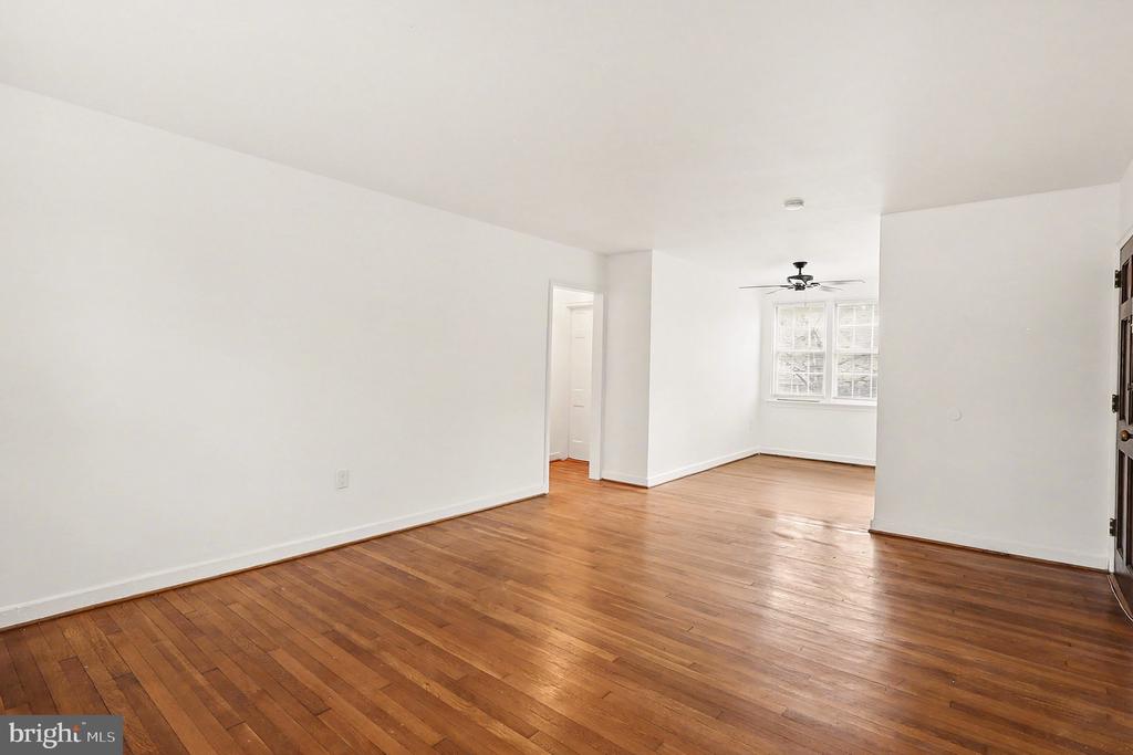 2 AUBURN COURT B