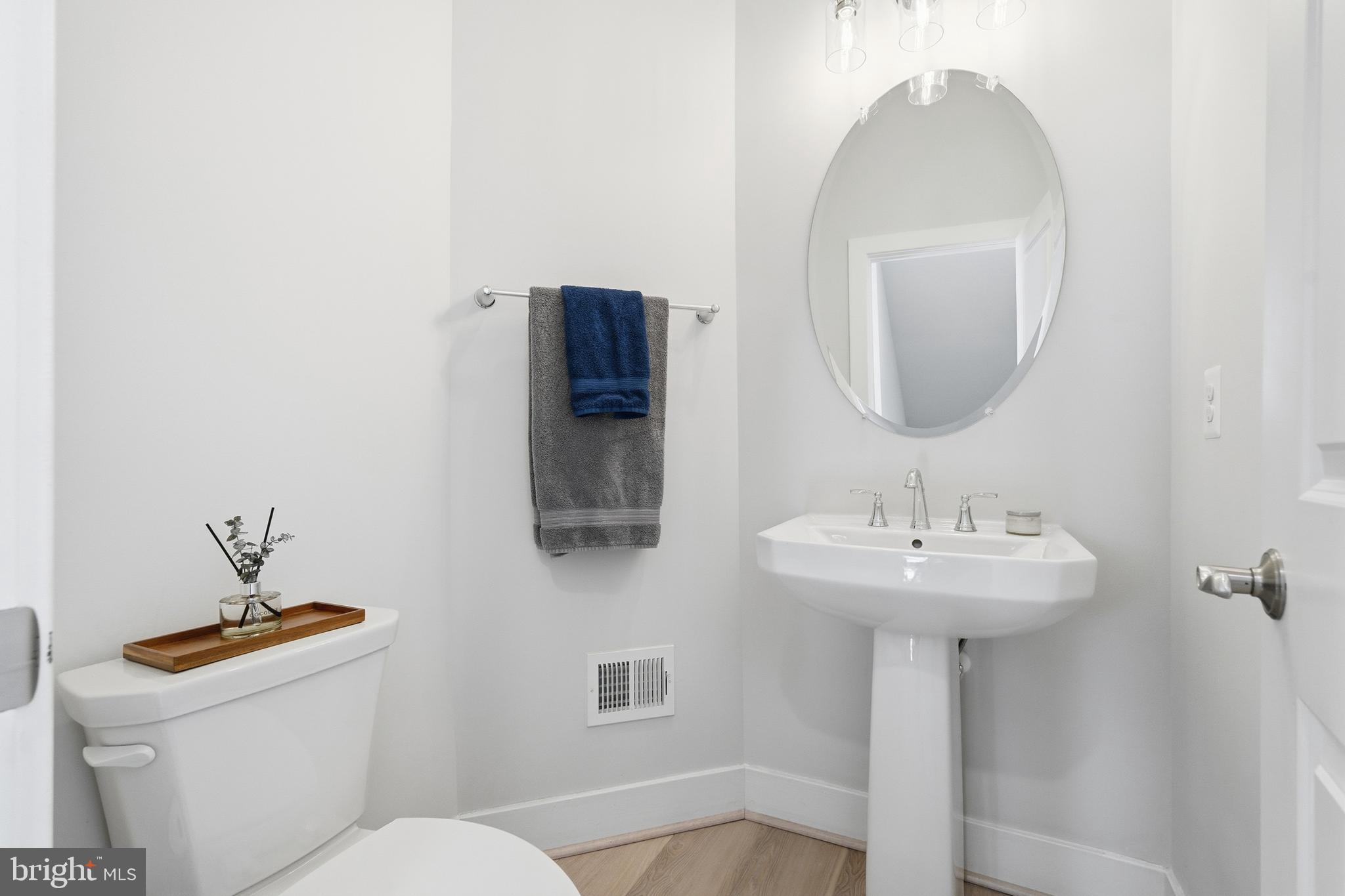 4901 EISENHOWER AVENUE