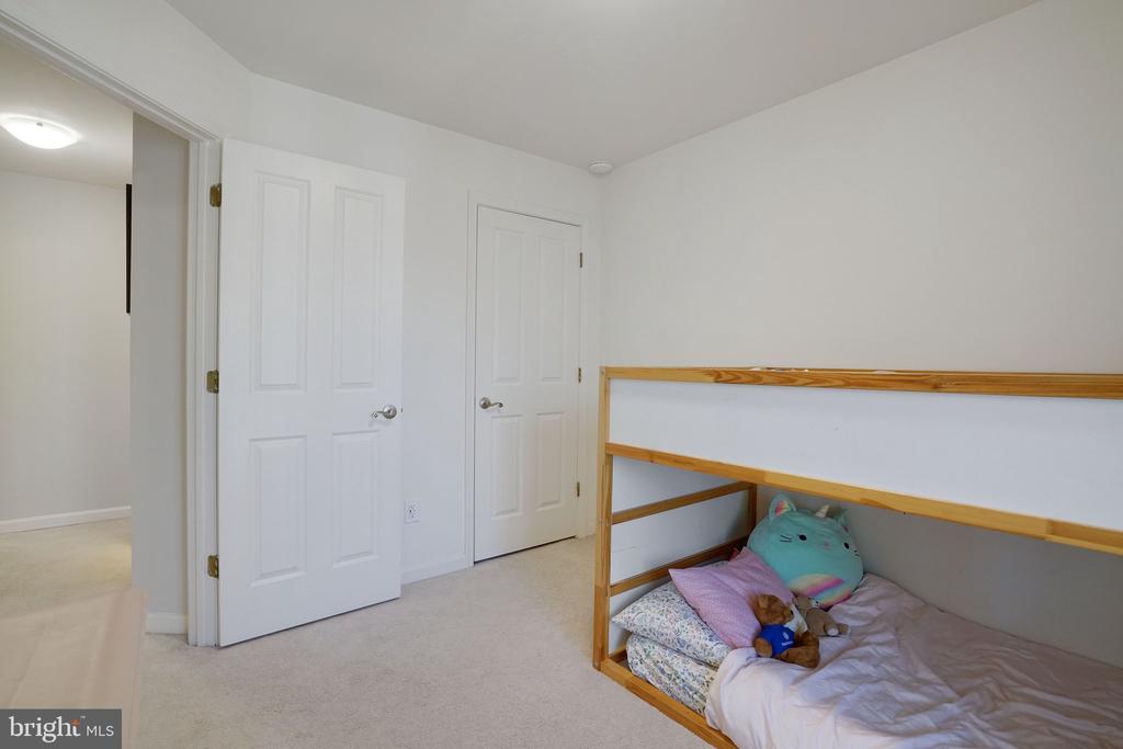 4655 LAMBERT DRIVE