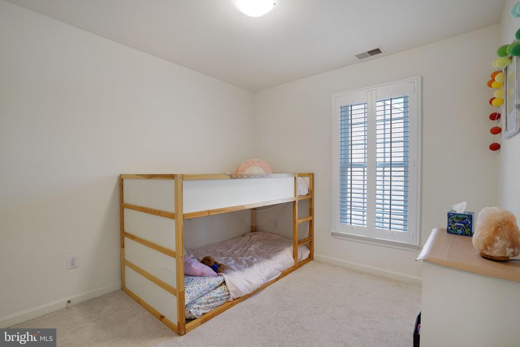 4655 LAMBERT DRIVE