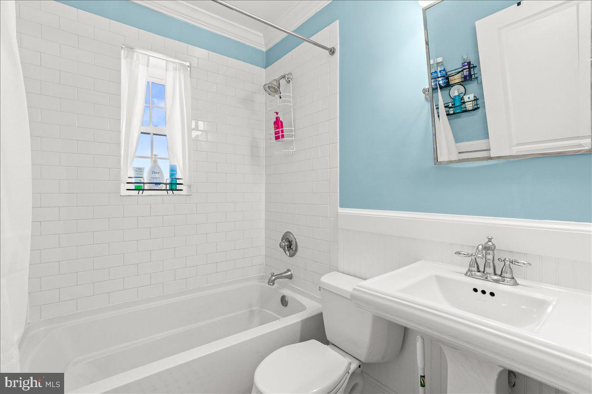 820 WASHINGTON STREET A S 327