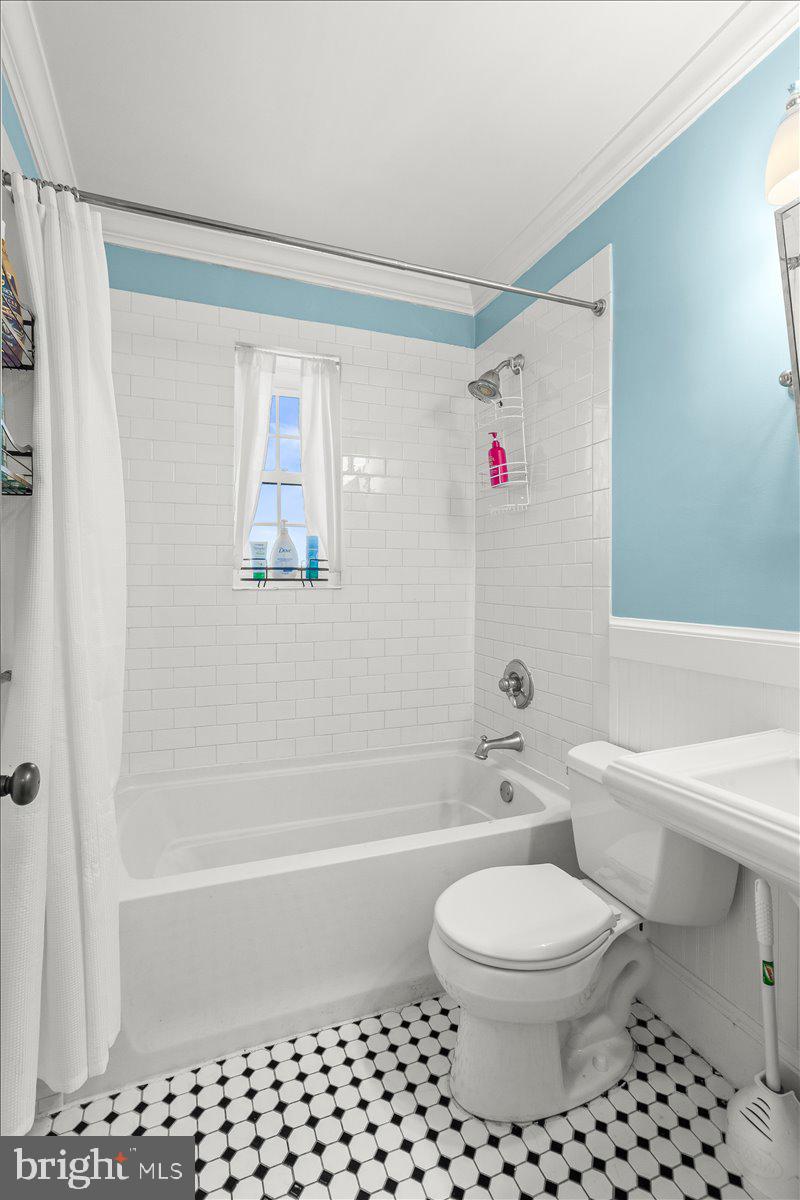 820 WASHINGTON STREET A S 327