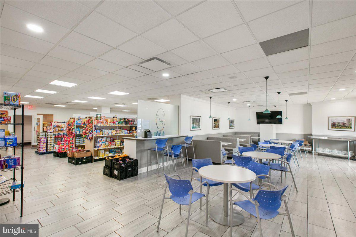 205 YOAKUM PARKWAY 817