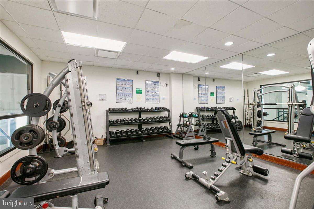 205 YOAKUM PARKWAY 817