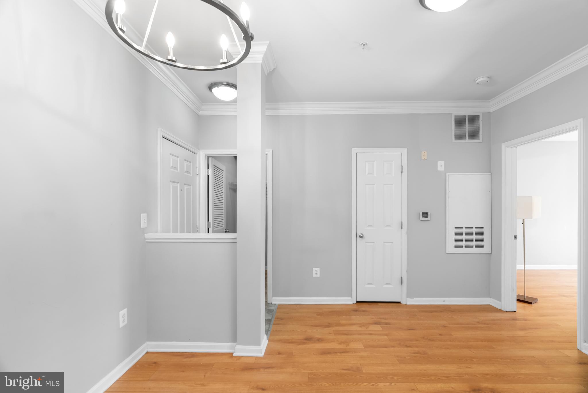 4852 EISENHOWER AVENUE 342