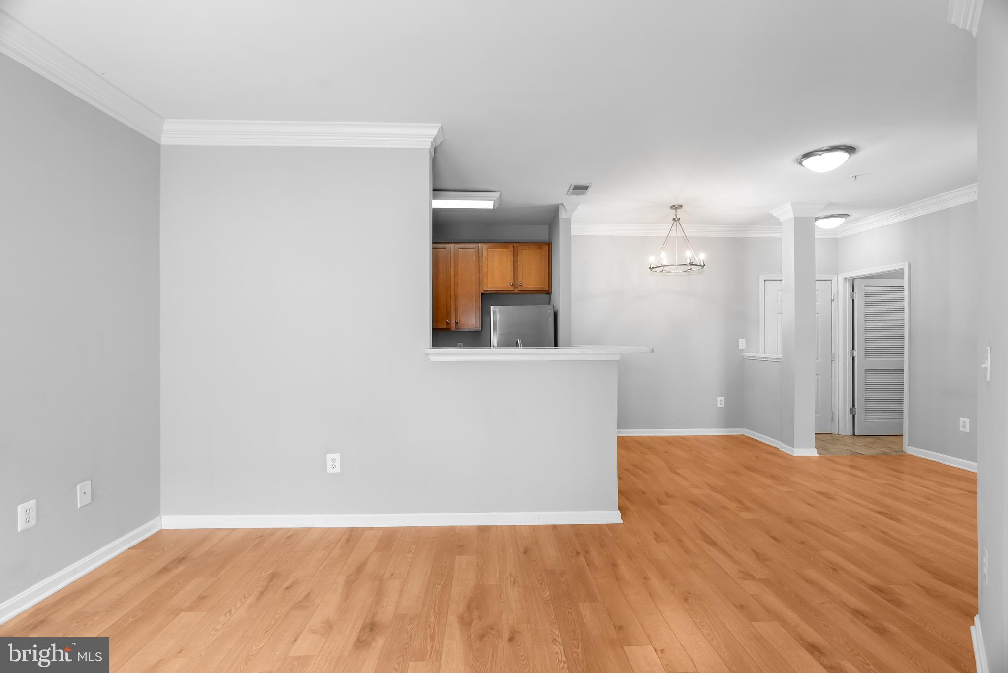 4852 EISENHOWER AVENUE 342