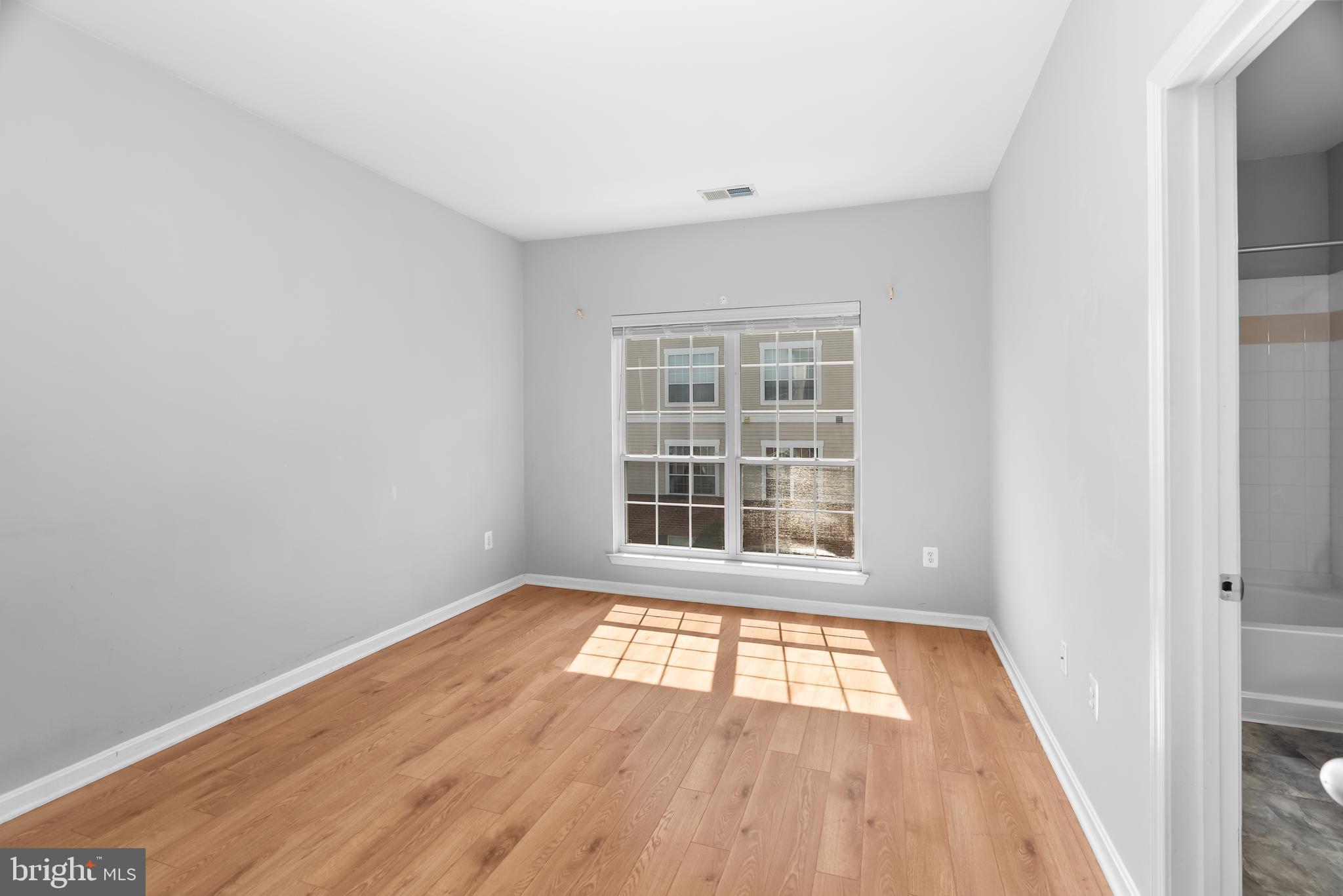 4852 EISENHOWER AVENUE 342