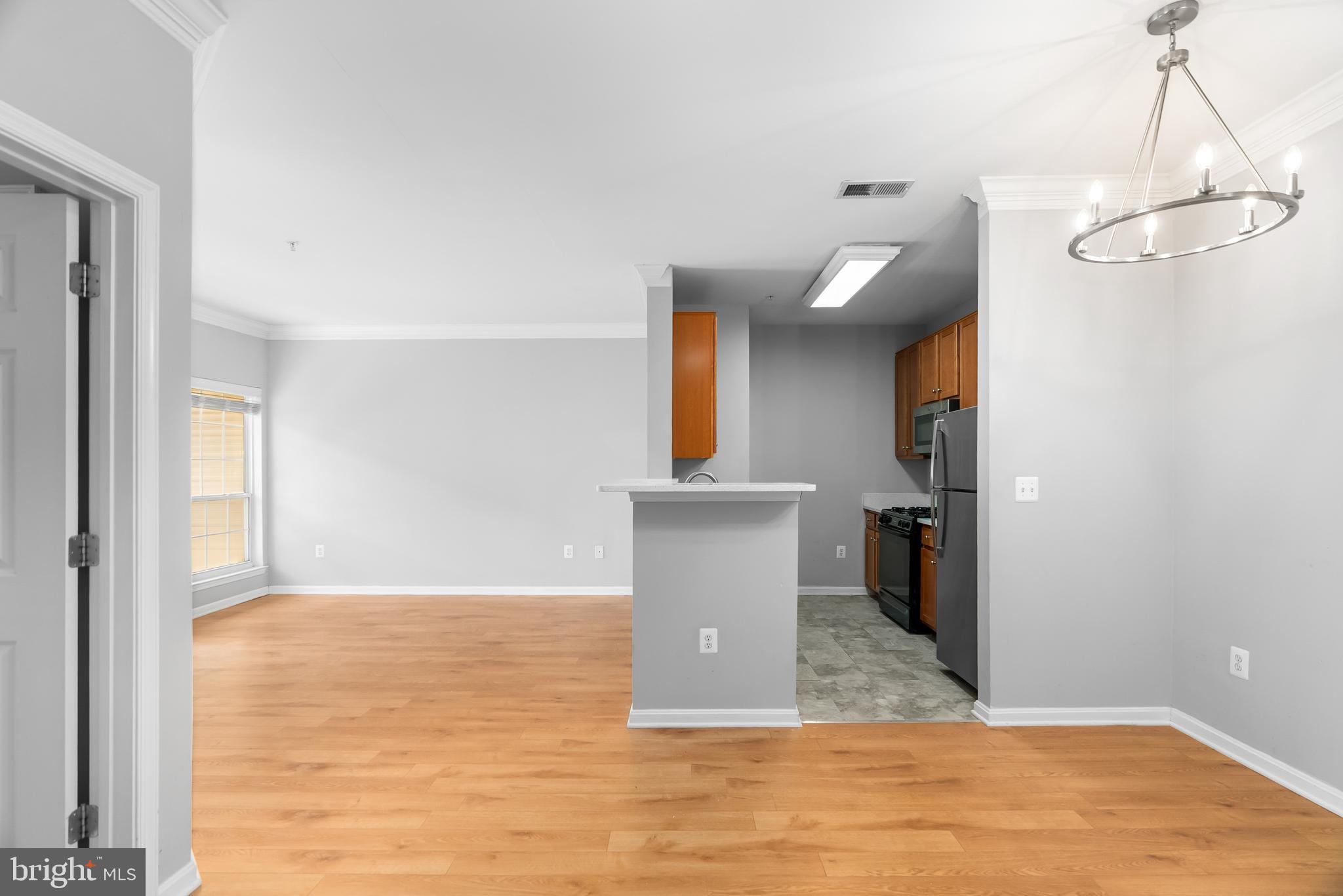 4852 EISENHOWER AVENUE 342