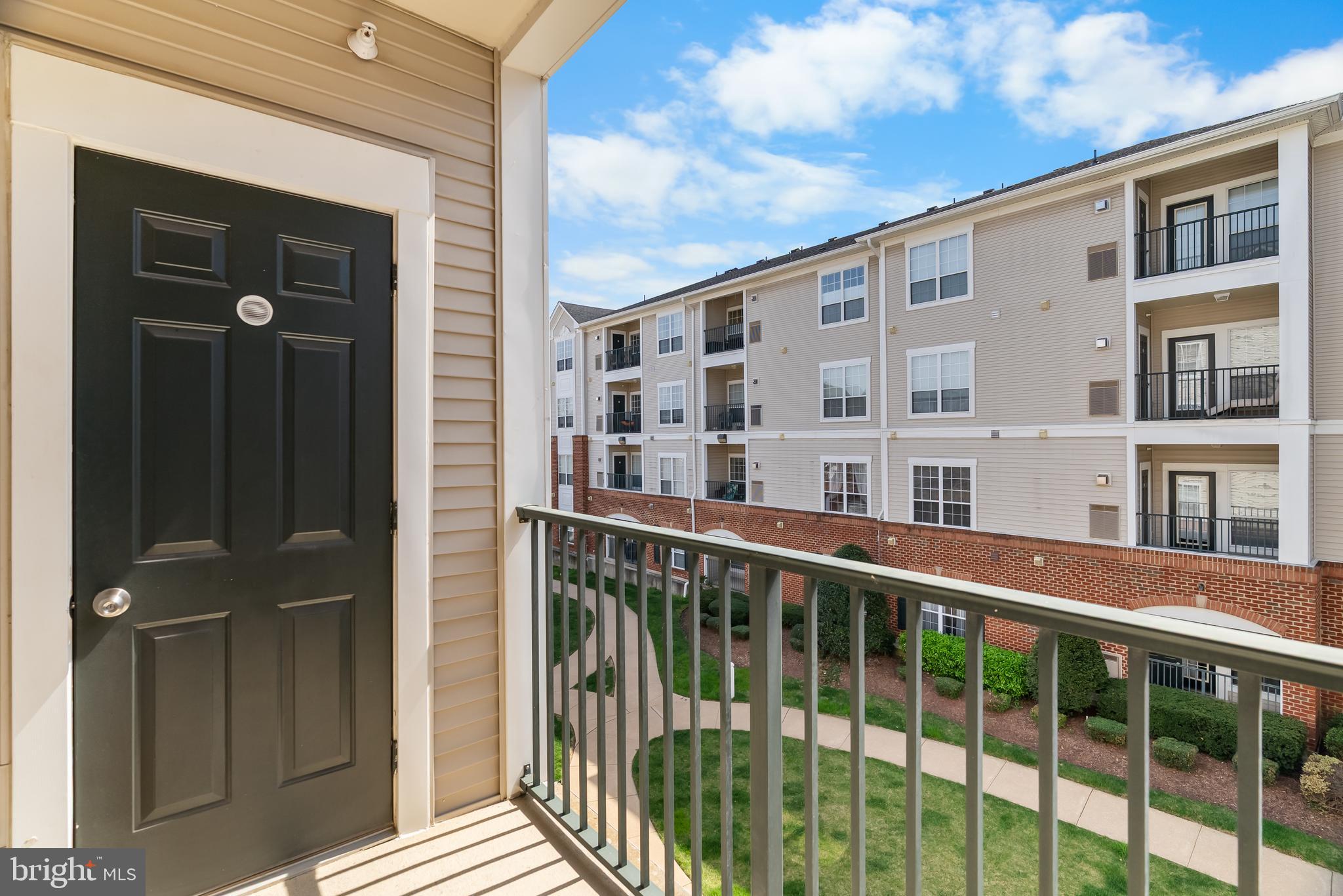 4852 EISENHOWER AVENUE 342