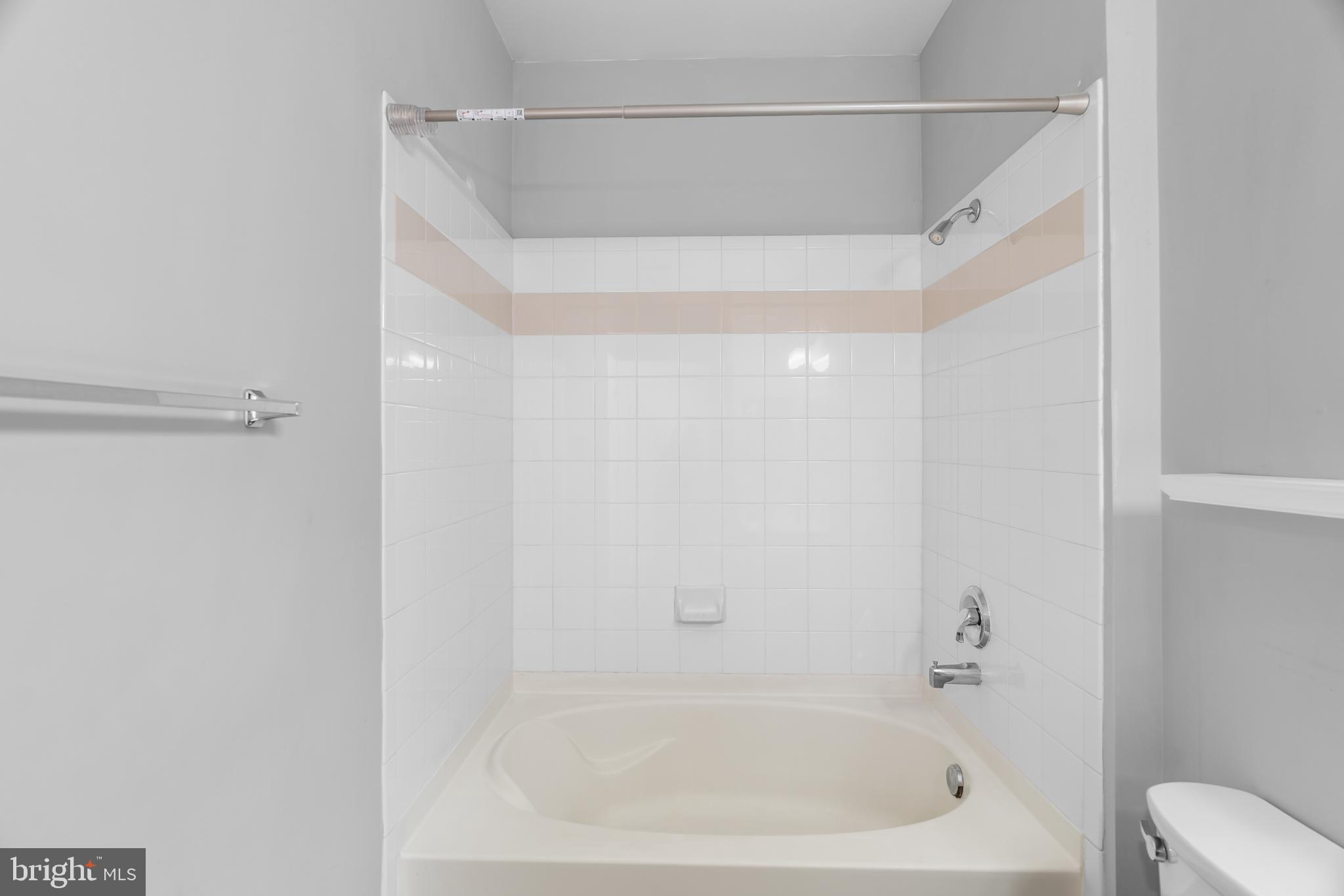 4852 EISENHOWER AVENUE 342